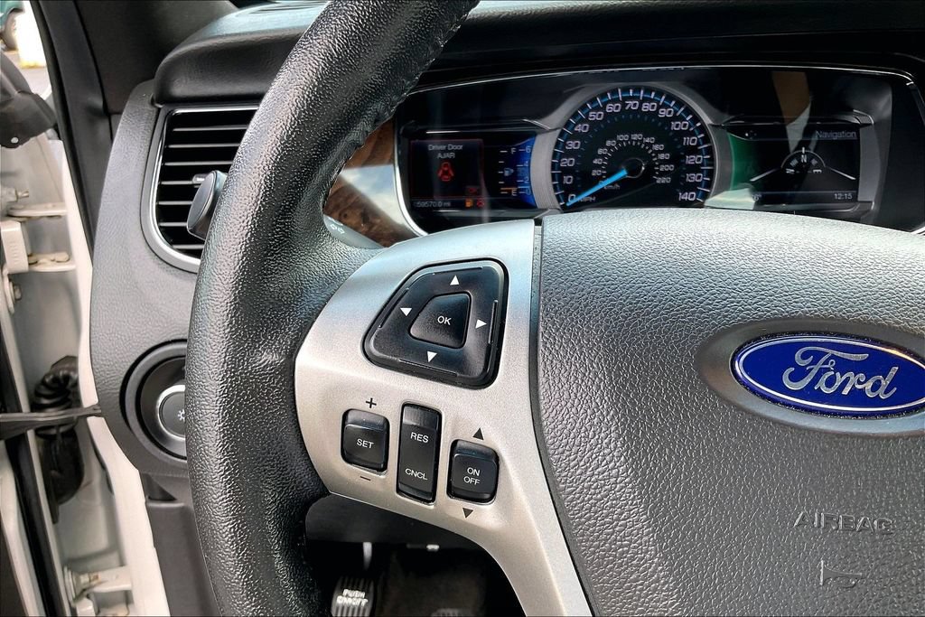 Used 2019 Ford Taurus Limited AWD/4WD image 17