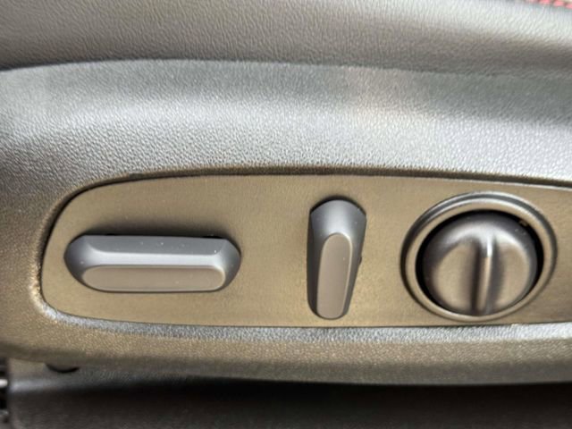 Used 2023 Chevrolet Traverse RS w/ LPO, Floor Liner Package image 18