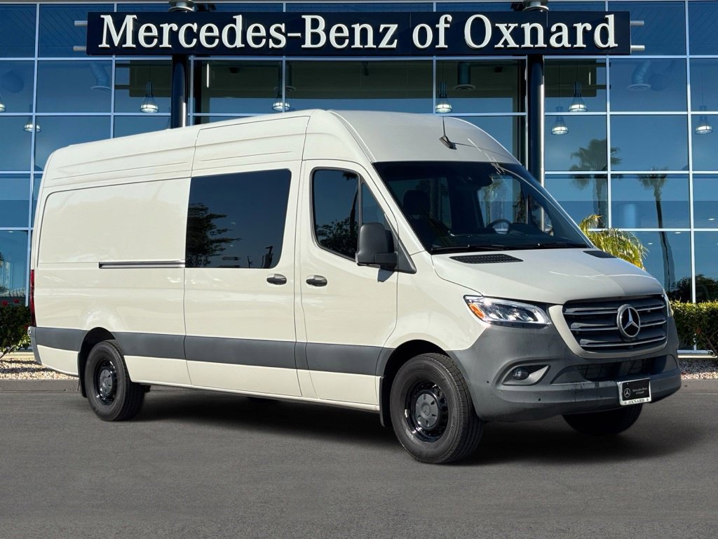 Used 2024 Mercedes-Benz Sprinter 2500 image 1