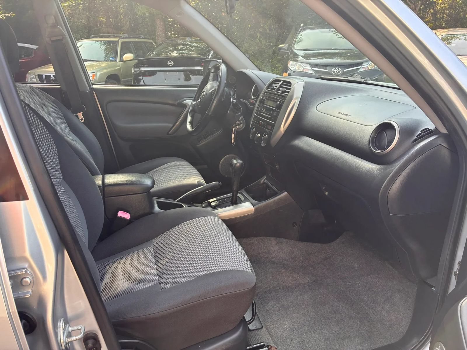 Used 2005 Toyota RAV4 4WD image 27