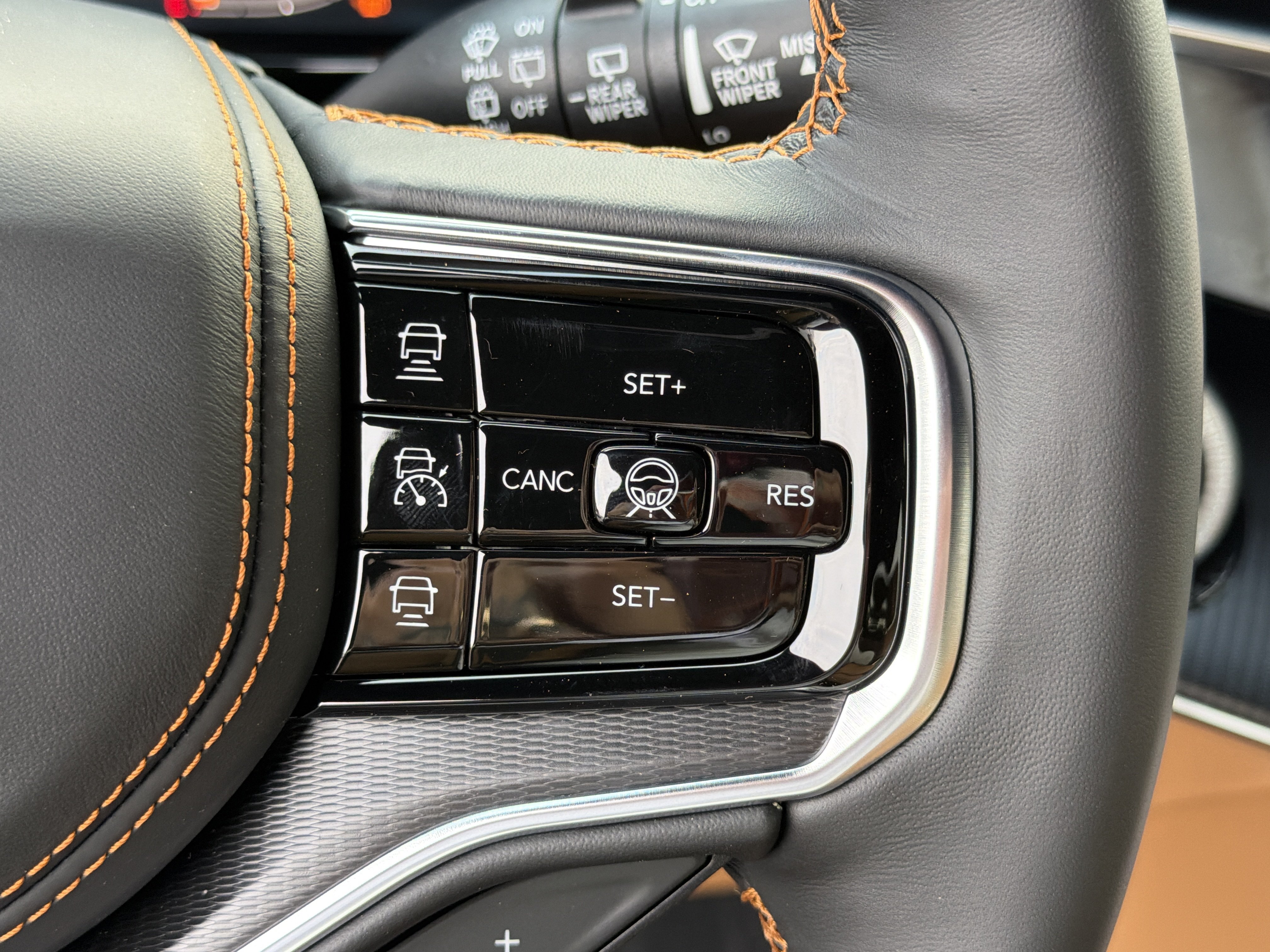 New 2026 Jeep Grand Wagoneer Summit AWD/4WD image 29