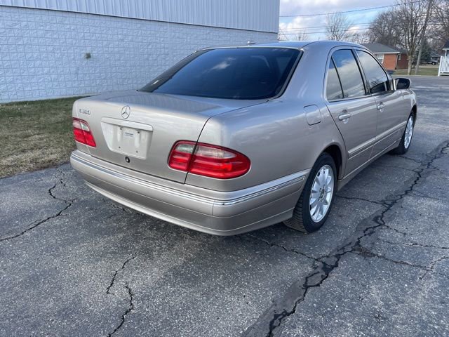 Used 2000 Mercedes-Benz E 320 Sedan image 14