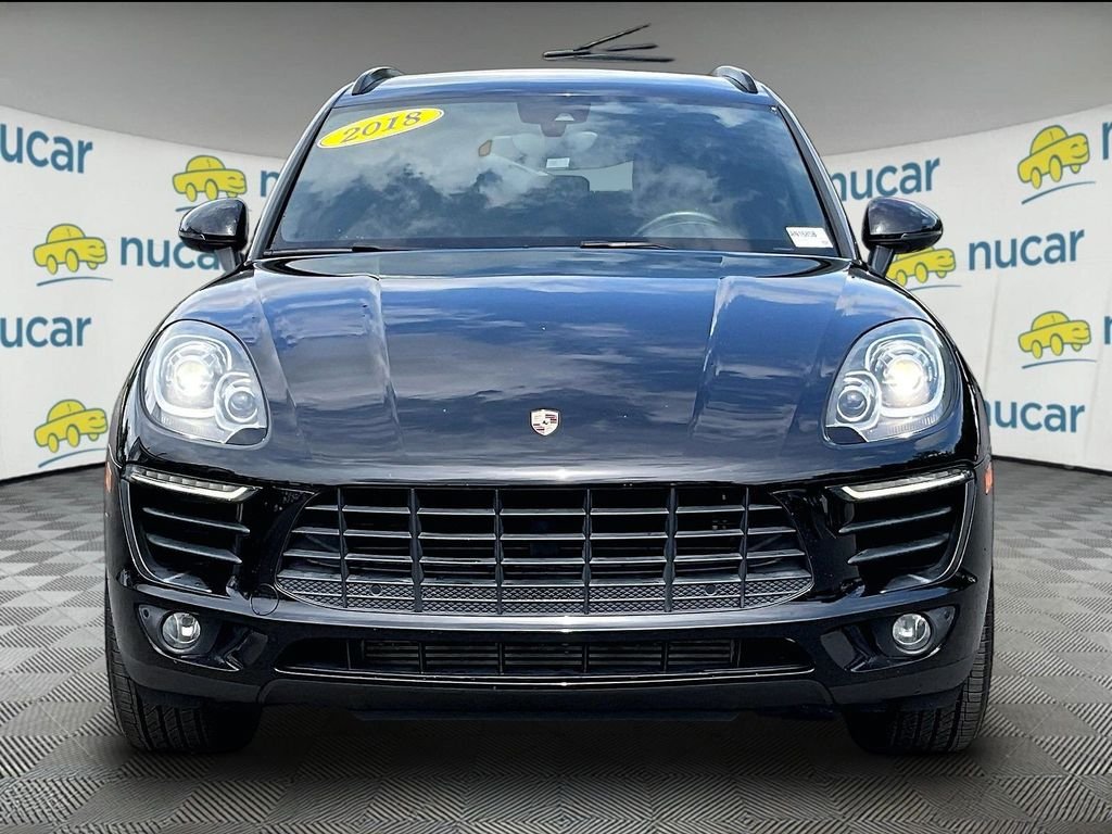 Used 2018 Porsche Macan AWD/4WD image 2