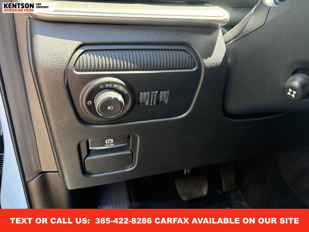 Used 2025 Jeep Wagoneer L Series III image 20