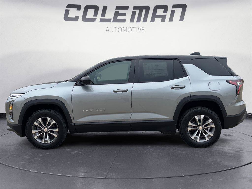 New 2026 Chevrolet Equinox LT w/ Safety and Technology Package image 2