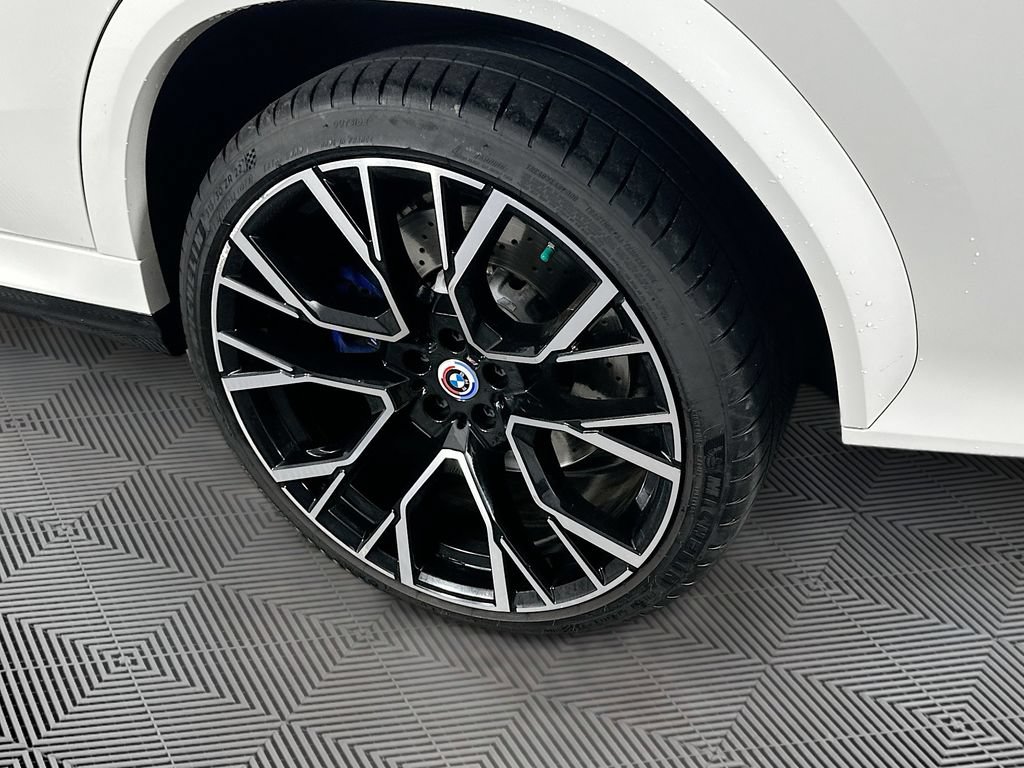 Used 2022 BMW X6 M w/ Executive Package AWD/4WD image 40