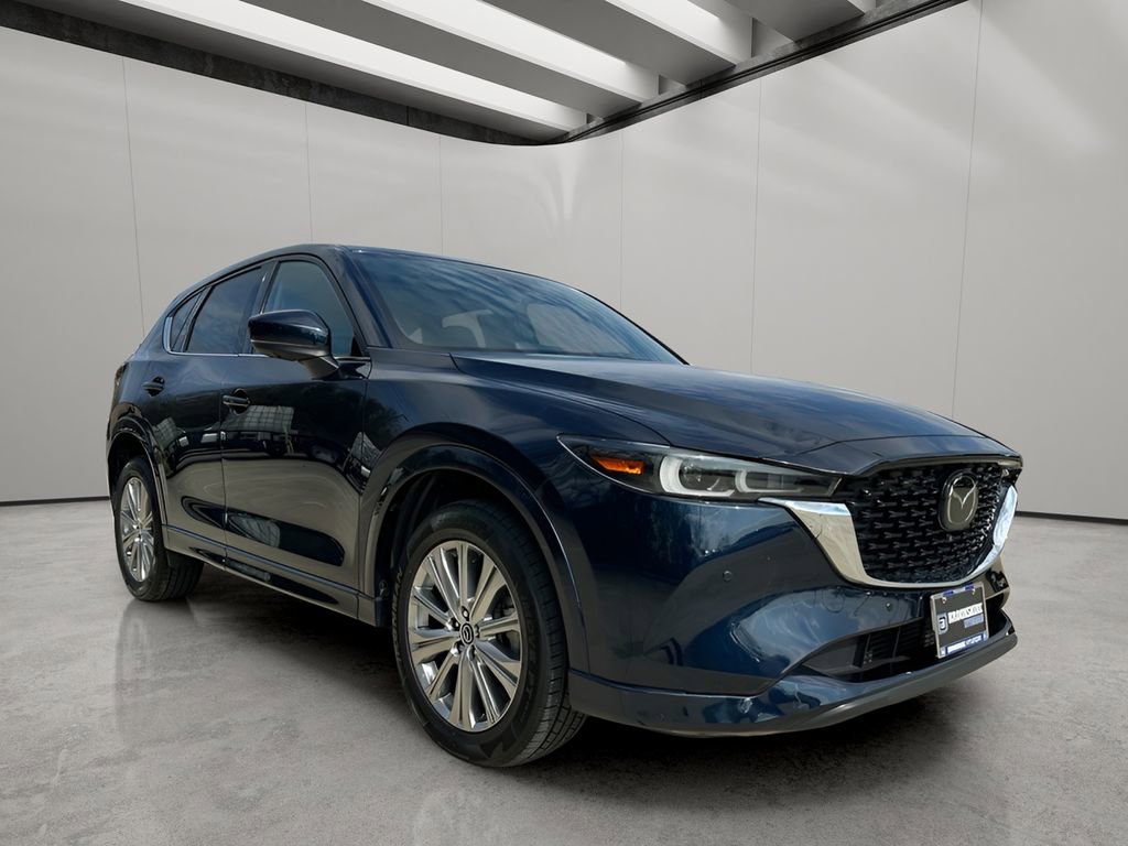 Used 2022 MAZDA CX-5 Signature image 3