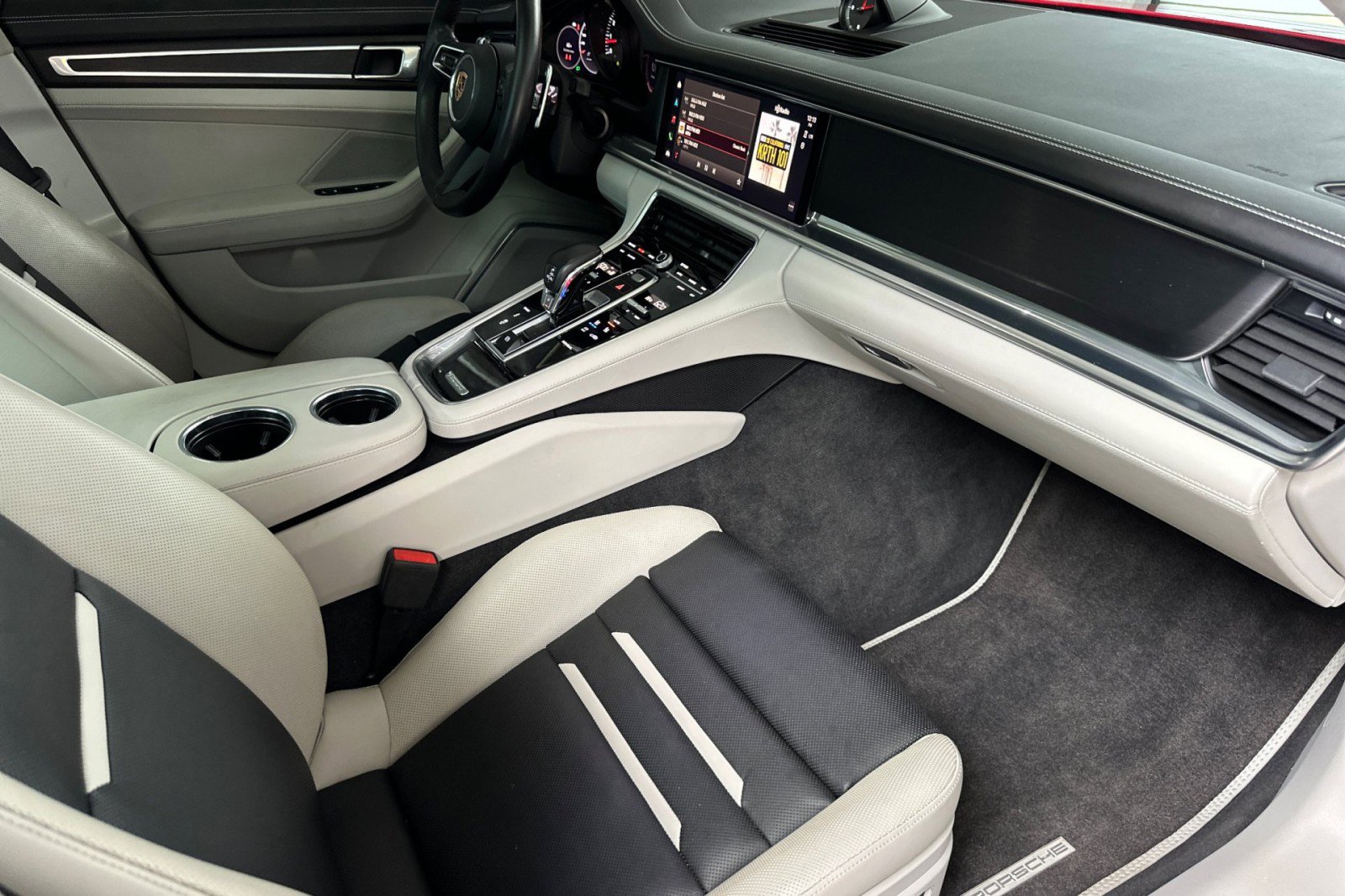 Certified 2023 Porsche Panamera Platinum Edition RWD image 16