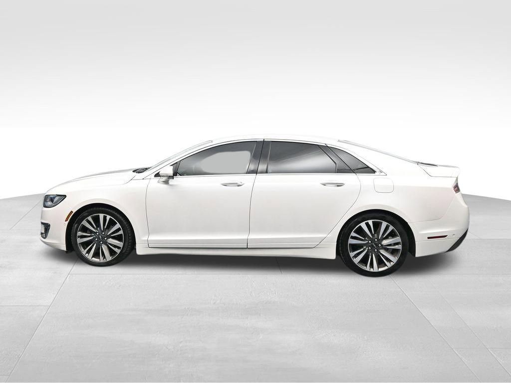 Used 2019 Lincoln MKZ Reserve FWD image 2