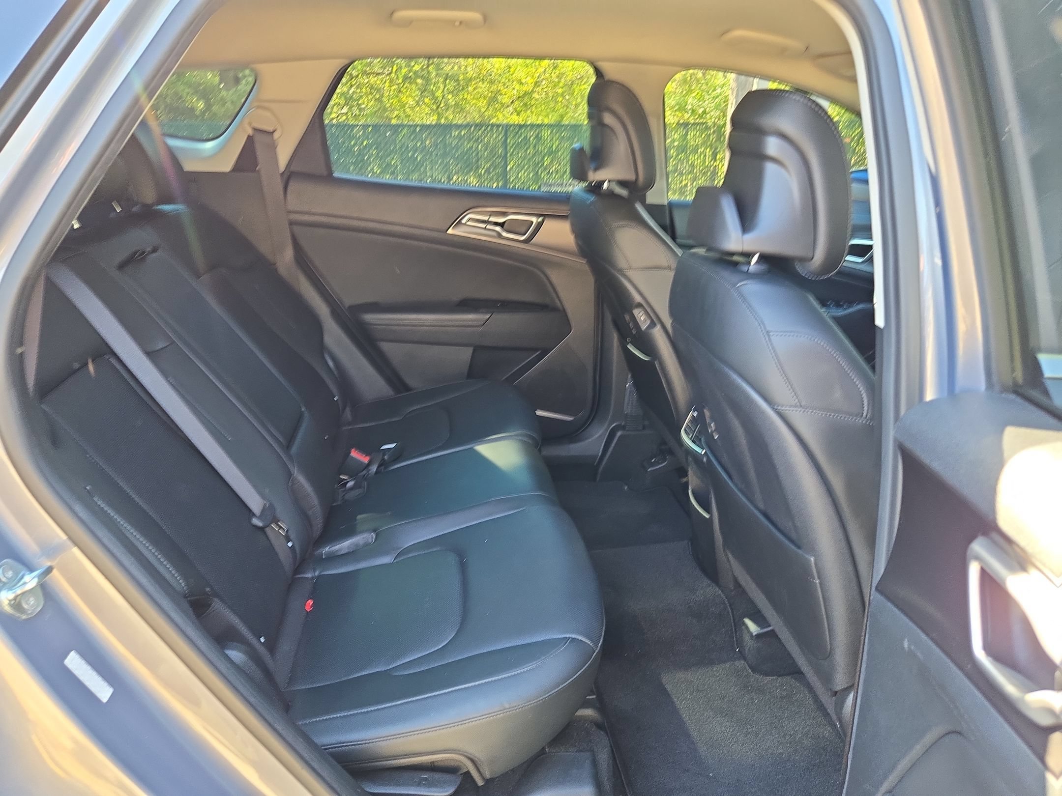Used 2023 Kia Sportage EX FWD image 25