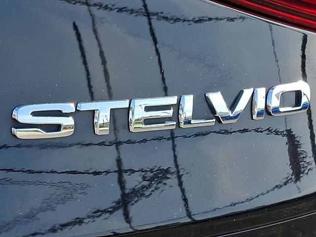 Used 2020 Alfa Romeo Stelvio Ti Sport w/ Quick Order Package 22S Sport AWD/4WD image 31