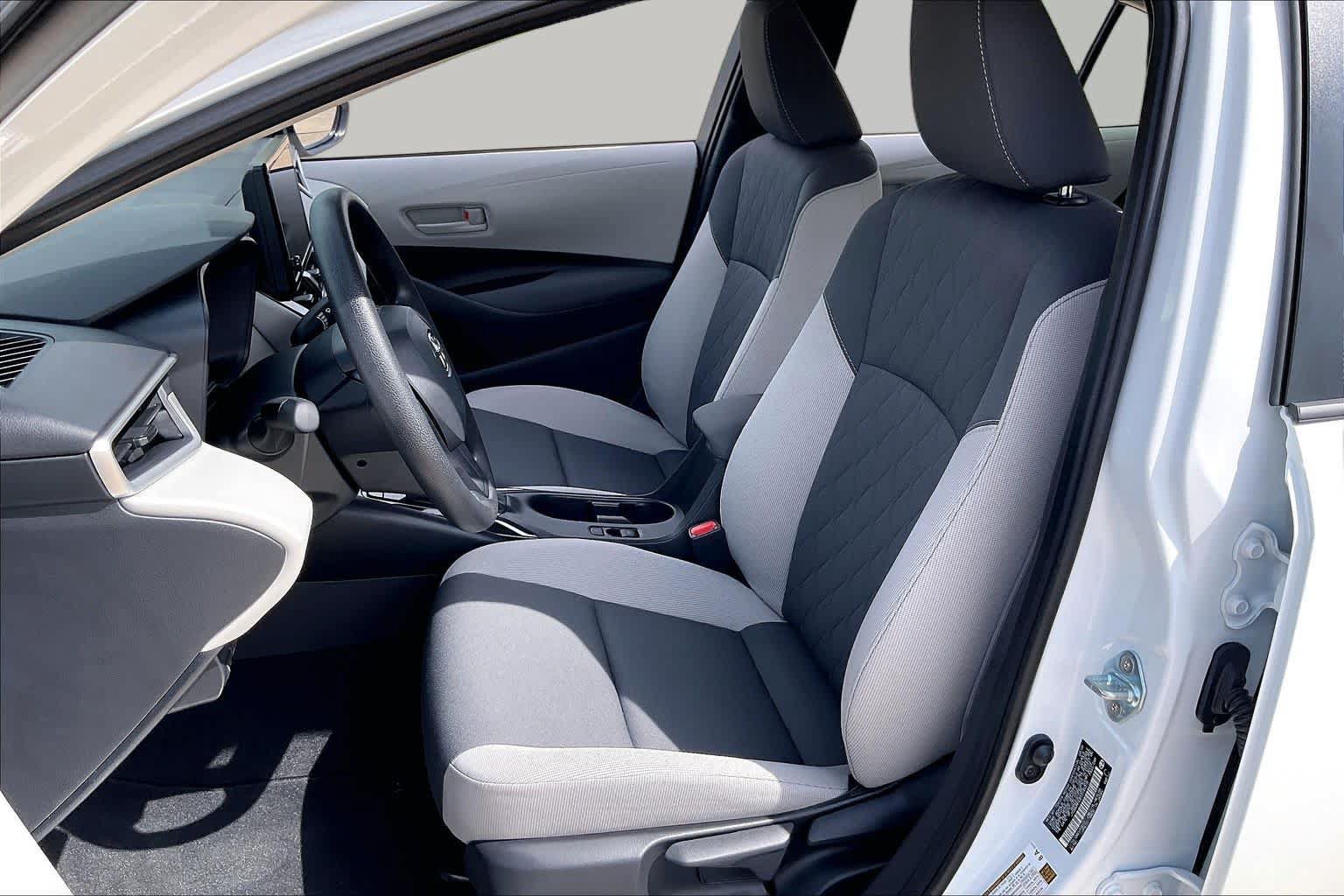 Certified 2026 Toyota Corolla LE FWD image 8