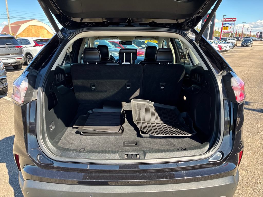 Used 2022 Ford Edge Titanium AWD/4WD image 19