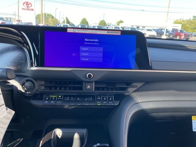 New 2025 Toyota Crown Signia AWD/4WD image 36