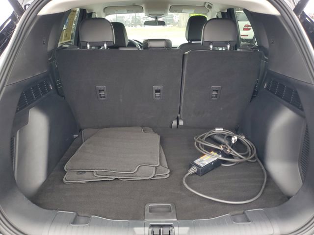 Used 2025 Ford Escape SE image 7