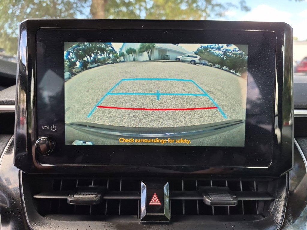 Used 2025 Toyota Corolla LE FWD image 25