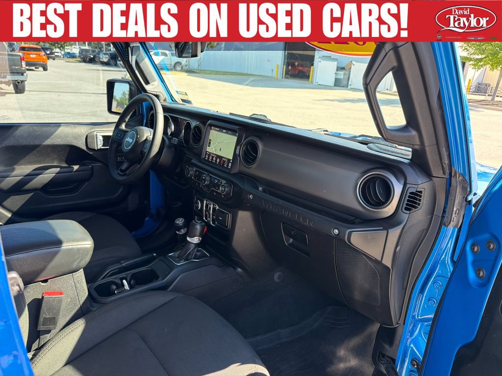 Used 2022 Jeep Wrangler Unlimited Sport AWD/4WD image 35
