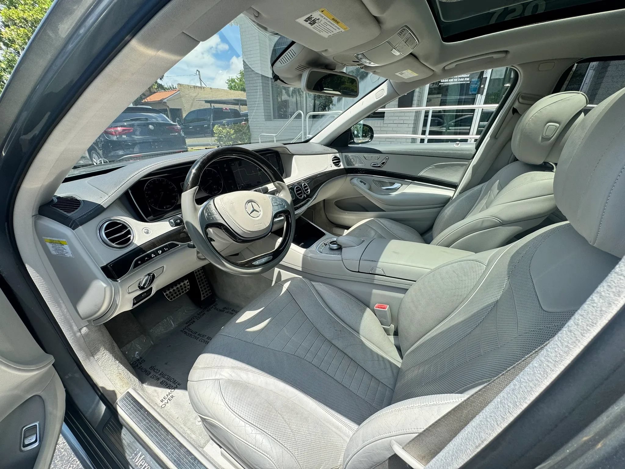 Used 2014 Mercedes-Benz S 550 Sedan image 17