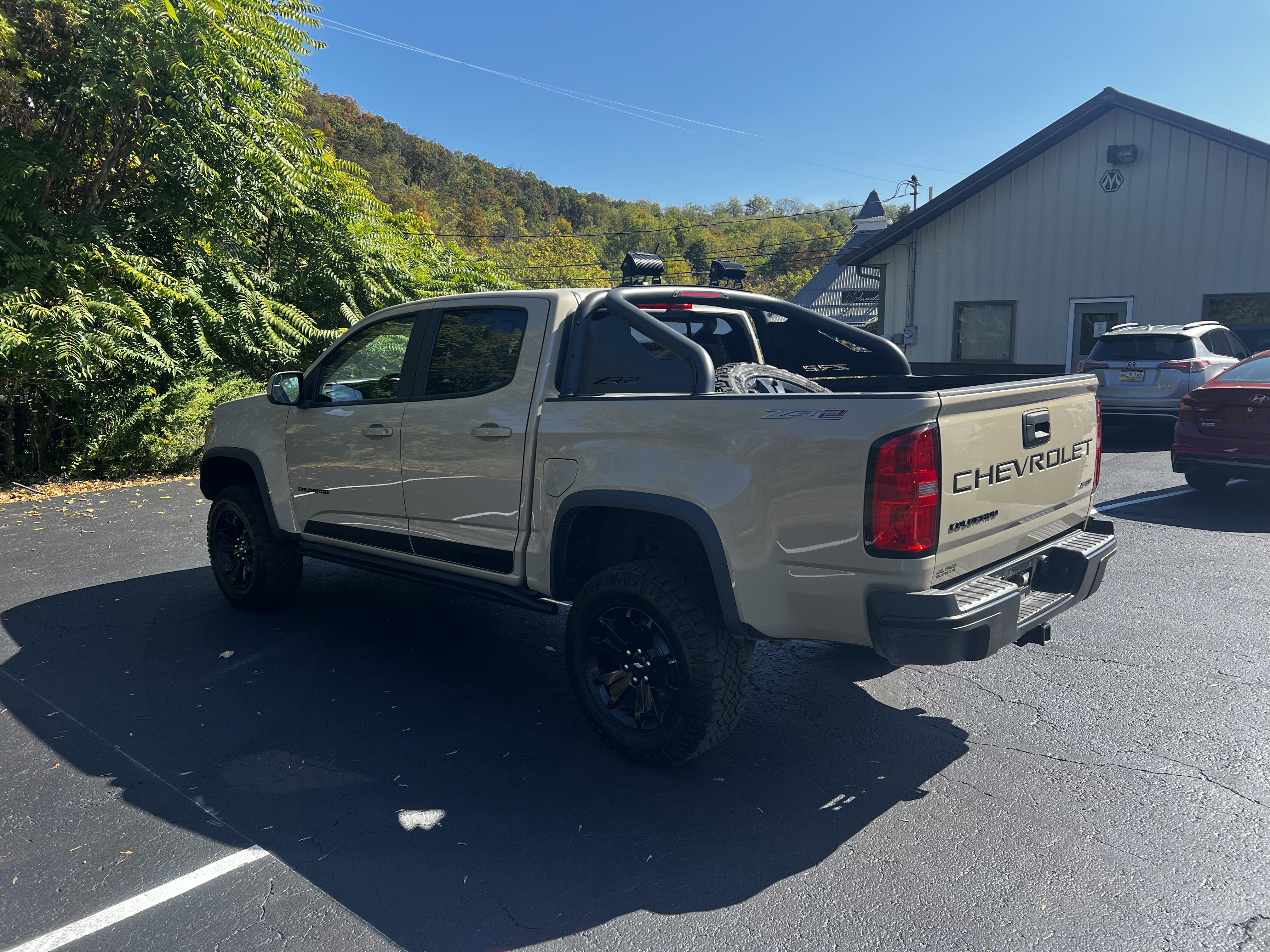 Used 2021 Chevrolet Colorado ZR2 w/ ZR2 Dusk Special Edition image 7