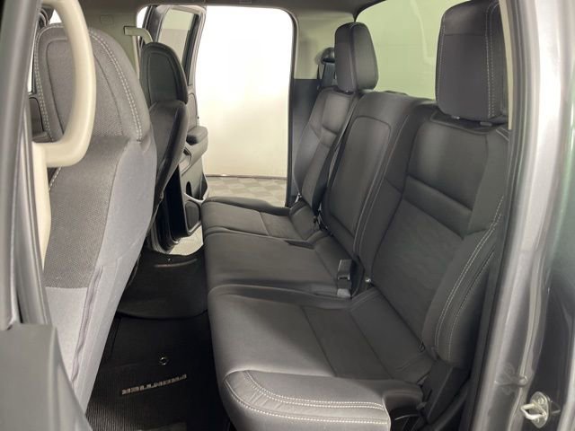 Used 2024 Nissan Frontier SV image 39