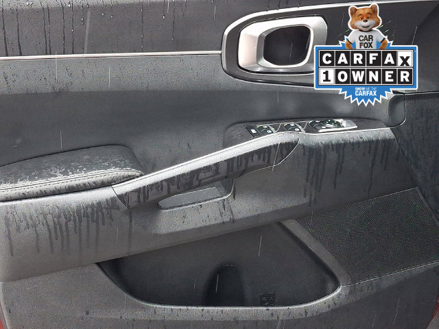 Used 2025 Kia Sorento S AWD/4WD image 15