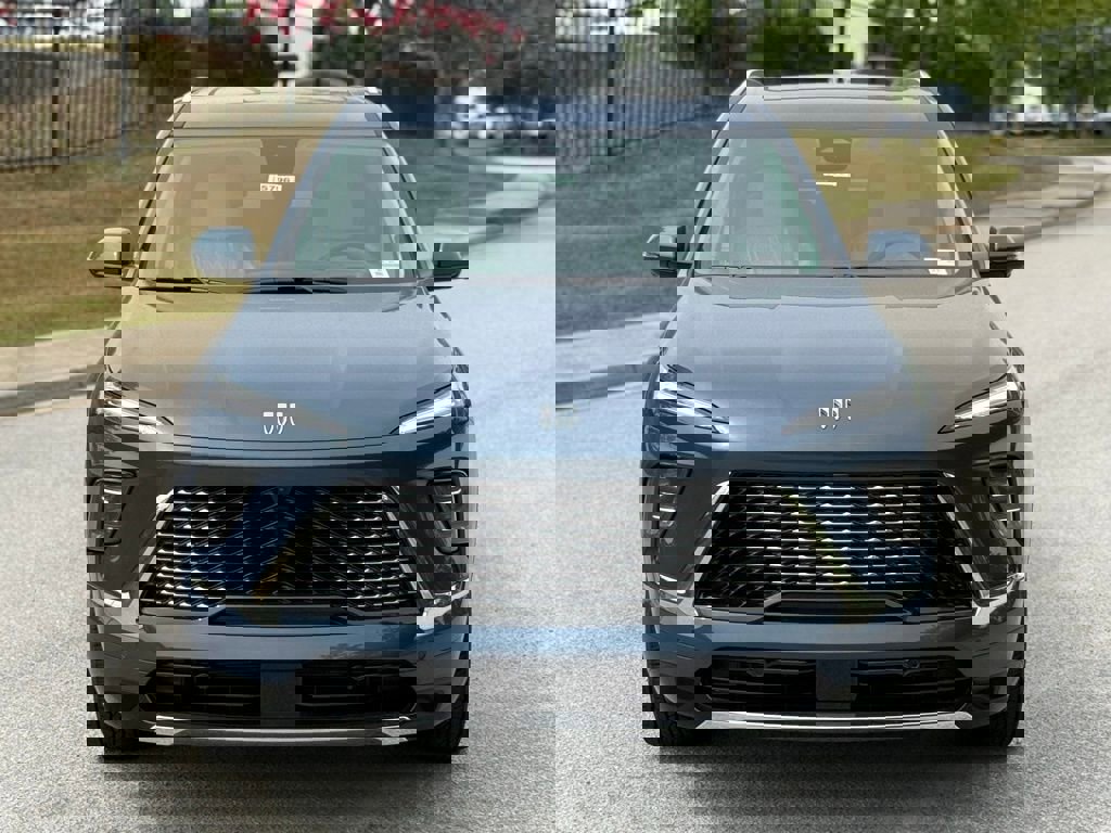 New 2026 Buick Enclave Avenir image 8