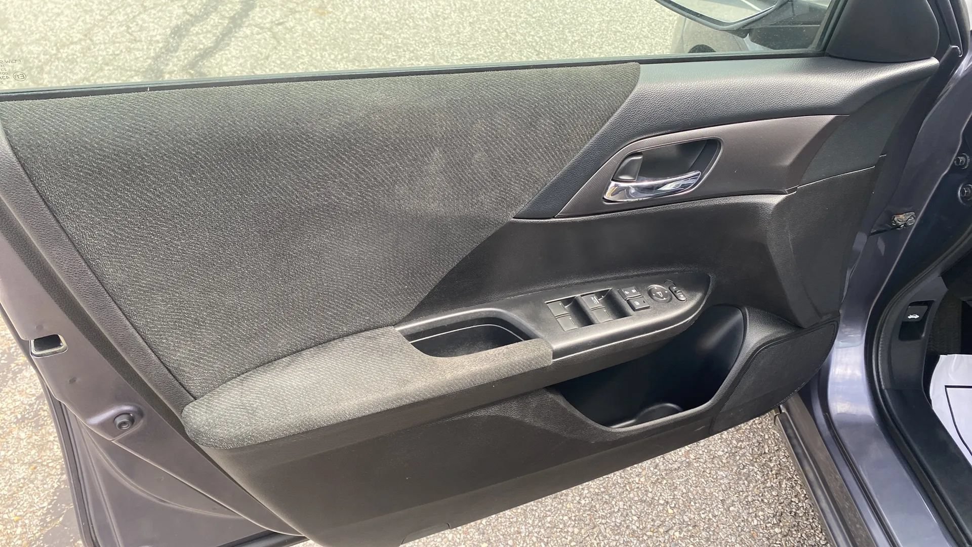 Used 2013 Honda Accord LX image 12