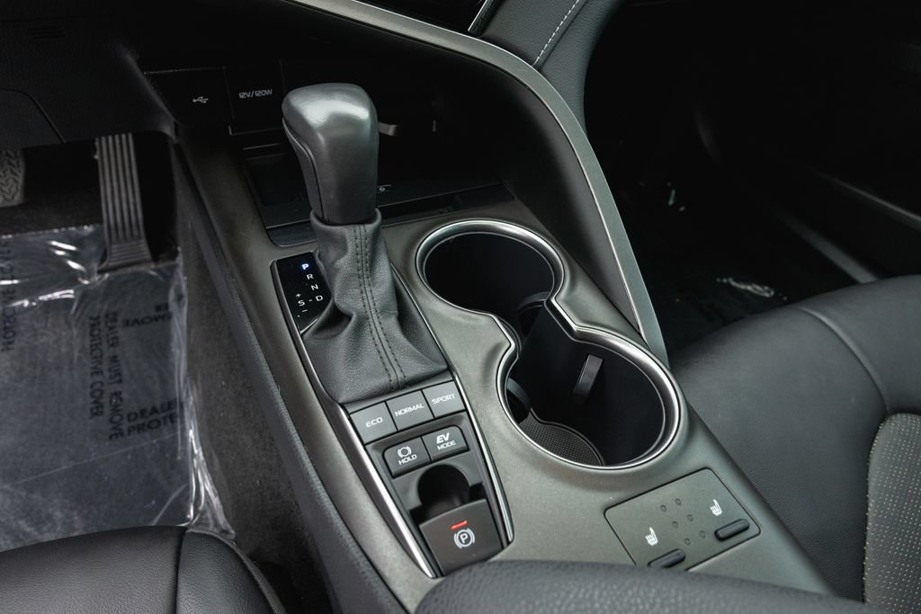 Certified 2024 Toyota Camry XSE w/ Cold Weather Package FWD image 17