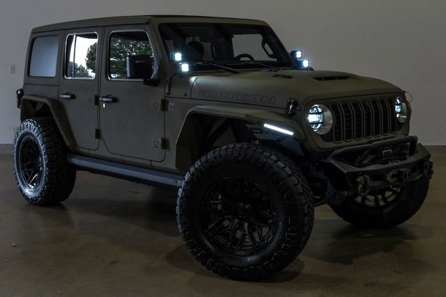 Used 2025 Jeep Wrangler Unlimited Rubicon 392 image 7