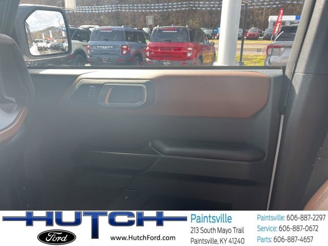 Used 2024 Ford Bronco Outer Banks AWD/4WD image 40