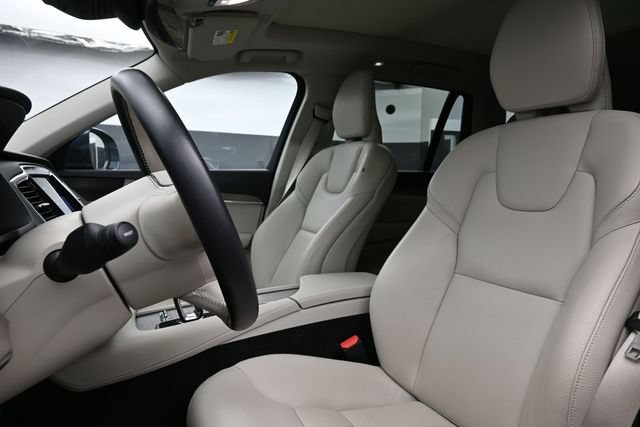 Used 2023 Volvo XC90 B6 Plus w/ Protection Package Premier AWD/4WD image 10