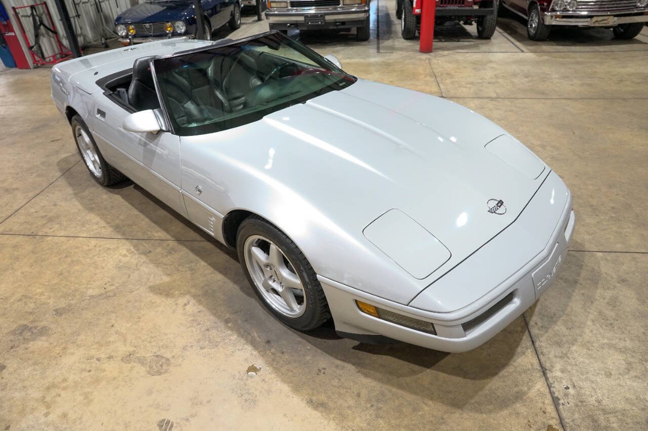 Used 1996 Chevrolet Corvette Convertible RWD image 14