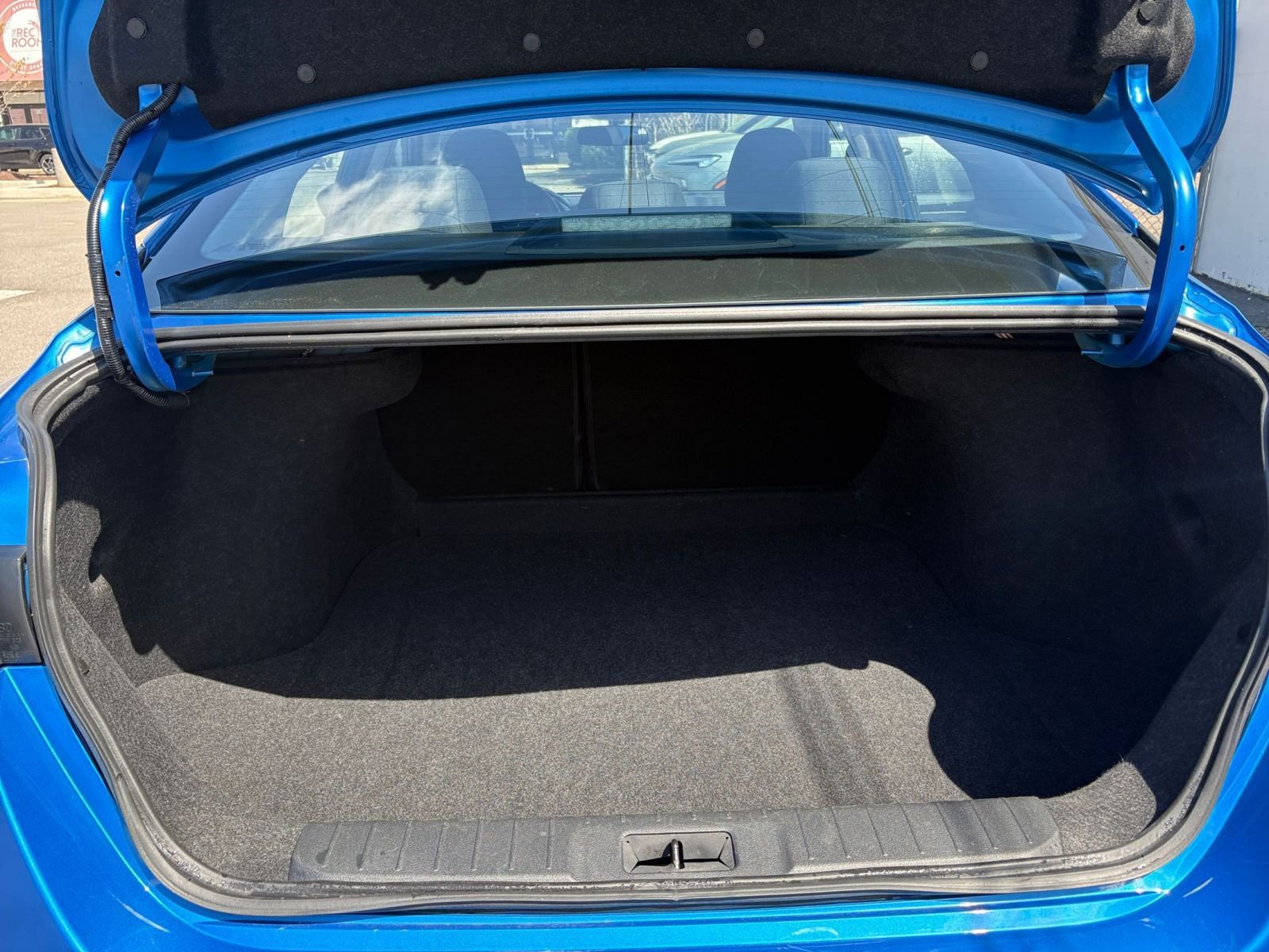 Used 2025 Nissan Sentra SV FWD image 29