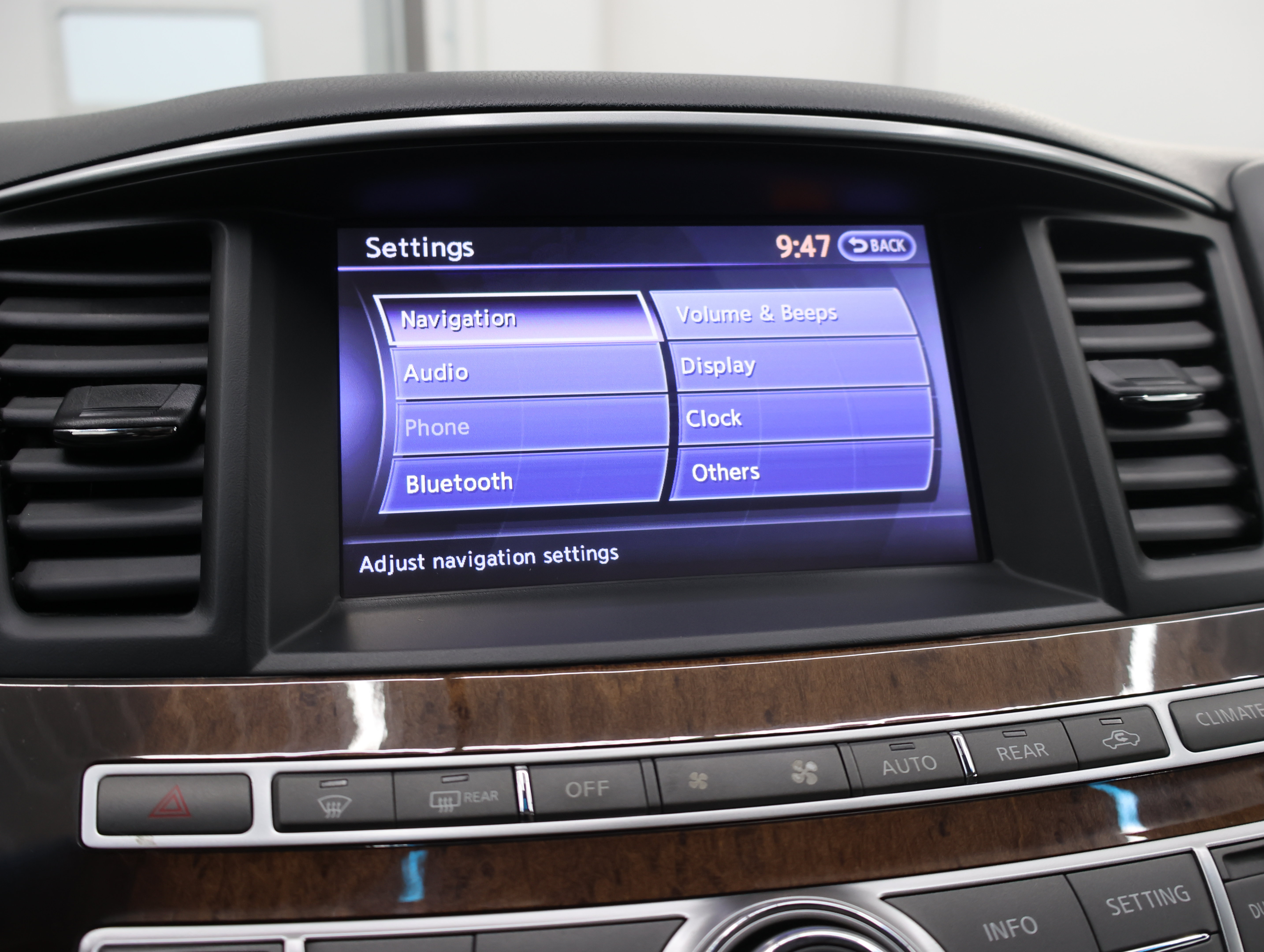 Used 2014 INFINITI QX60 Luxe w/ Premium Plus Package AWD/4WD image 52