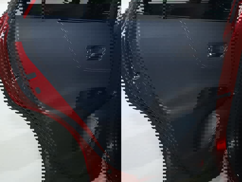 Certified 2023 Toyota Venza XLE image 13