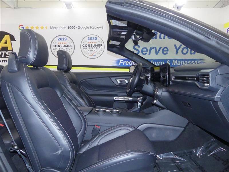 Used 2025 Ford Mustang Premium image 8