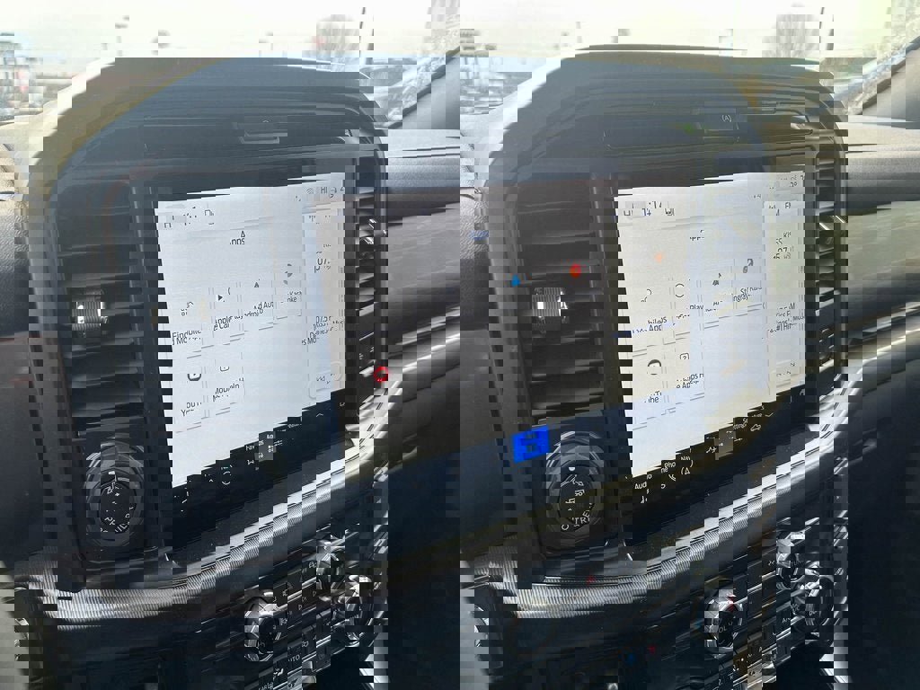 New 2026 Ford F150 Lariat w/ Equipment Group 502A High image 25