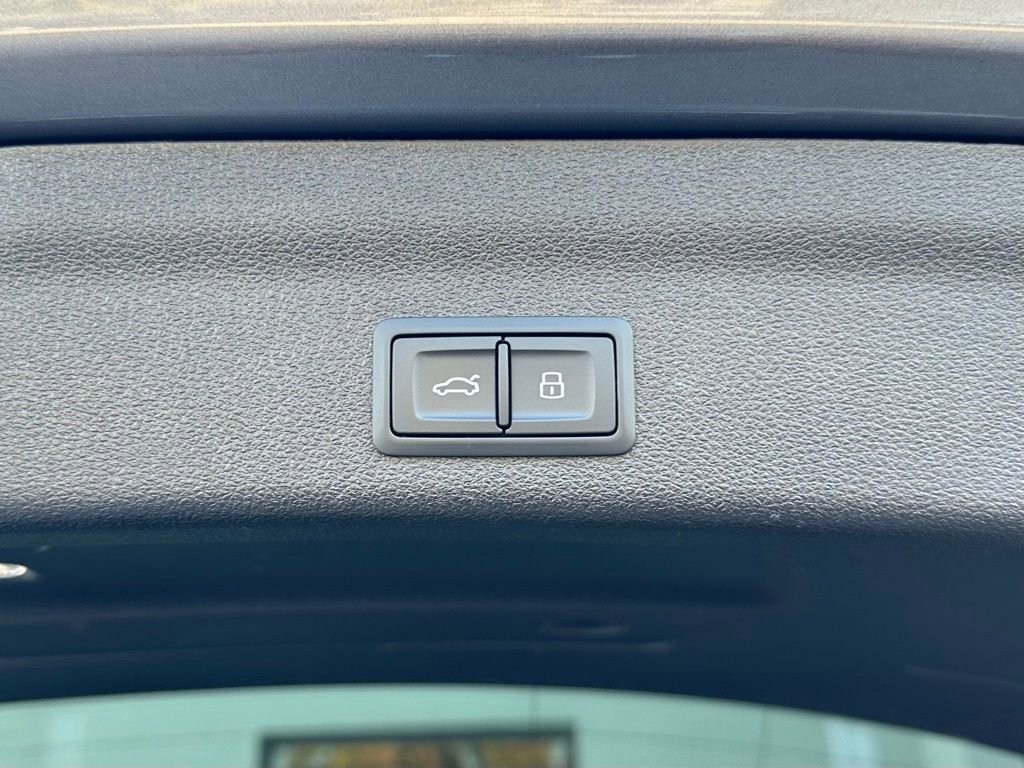 Used 2021 Audi A6 3.0T allroad Premium Plus w/ Executive Package image 55