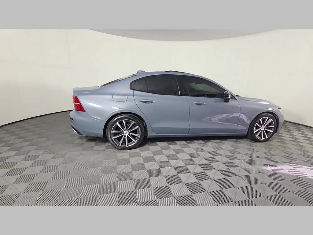 Used 2022 Volvo S60 B5 Momentum AWD/4WD image 39