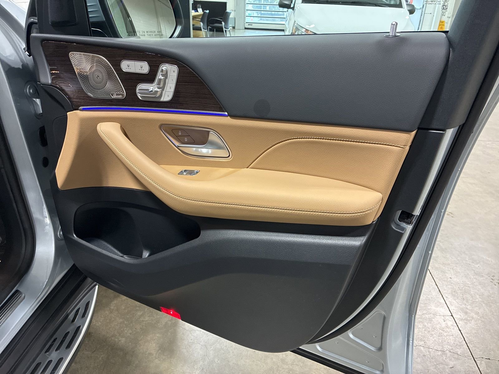 Used 2025 Mercedes-Benz GLE 450e 4MATIC image 21