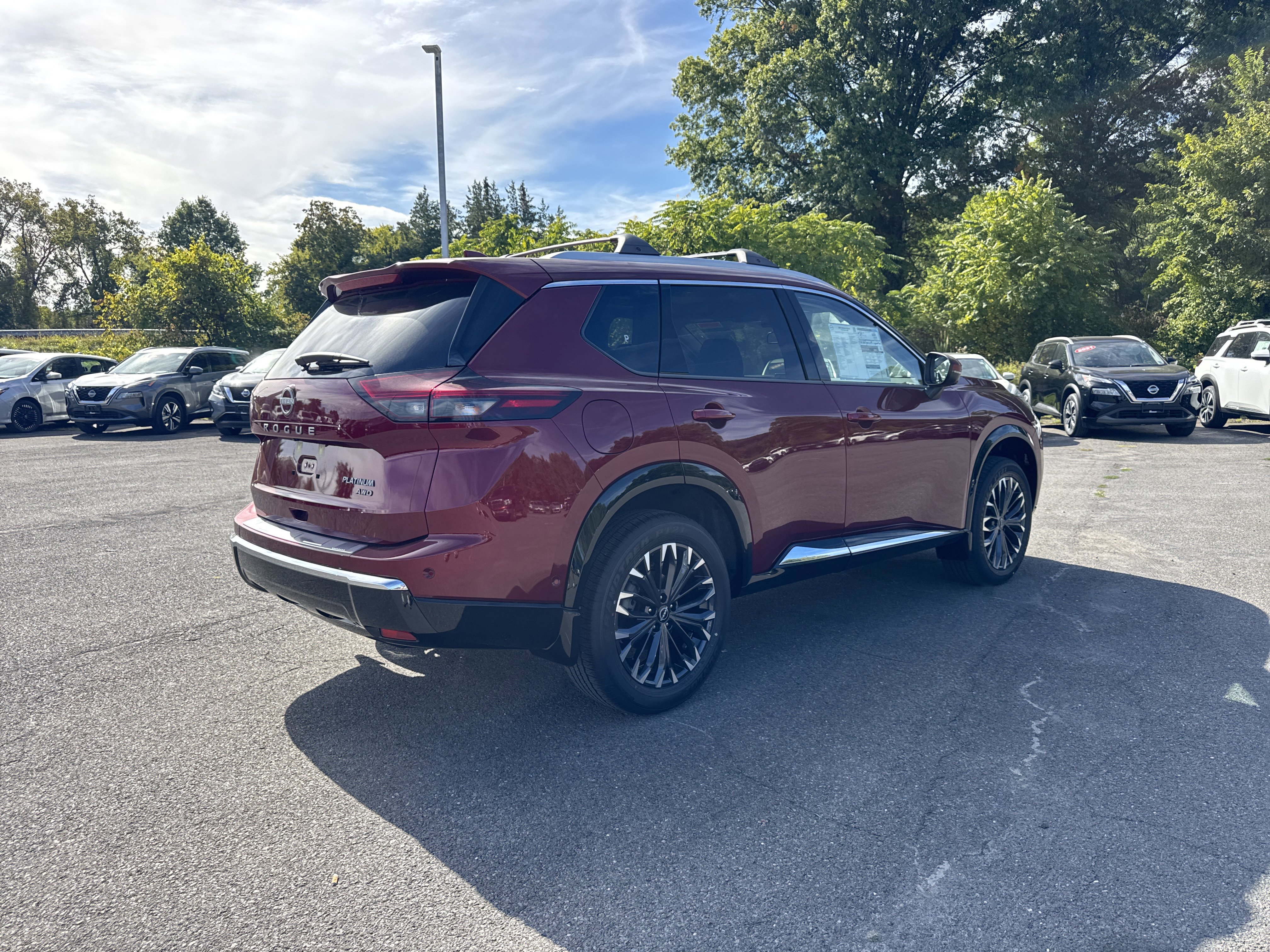 New 2026 Nissan Rogue Platinum image 5