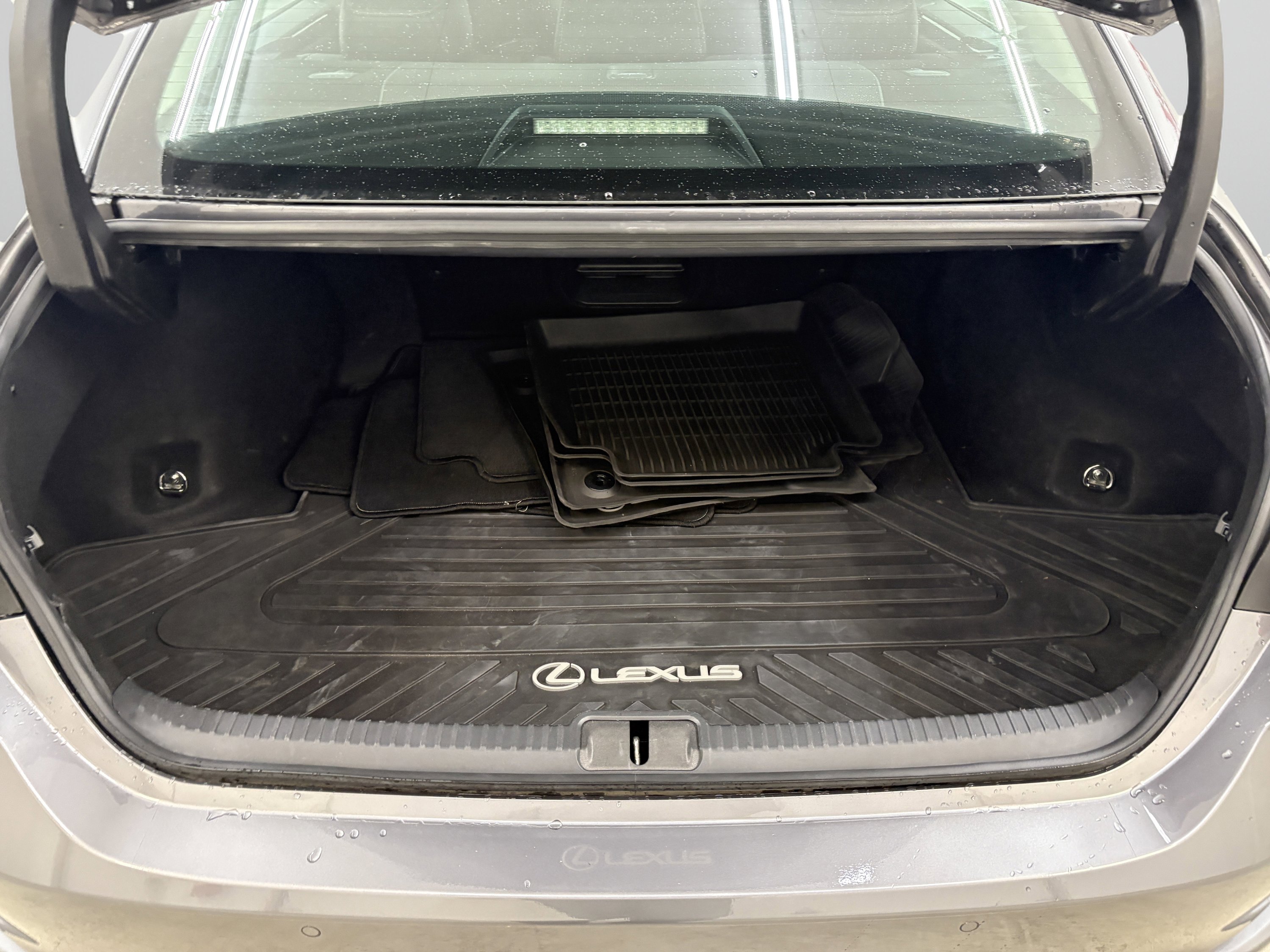 Used 2019 Lexus ES 350 image 9