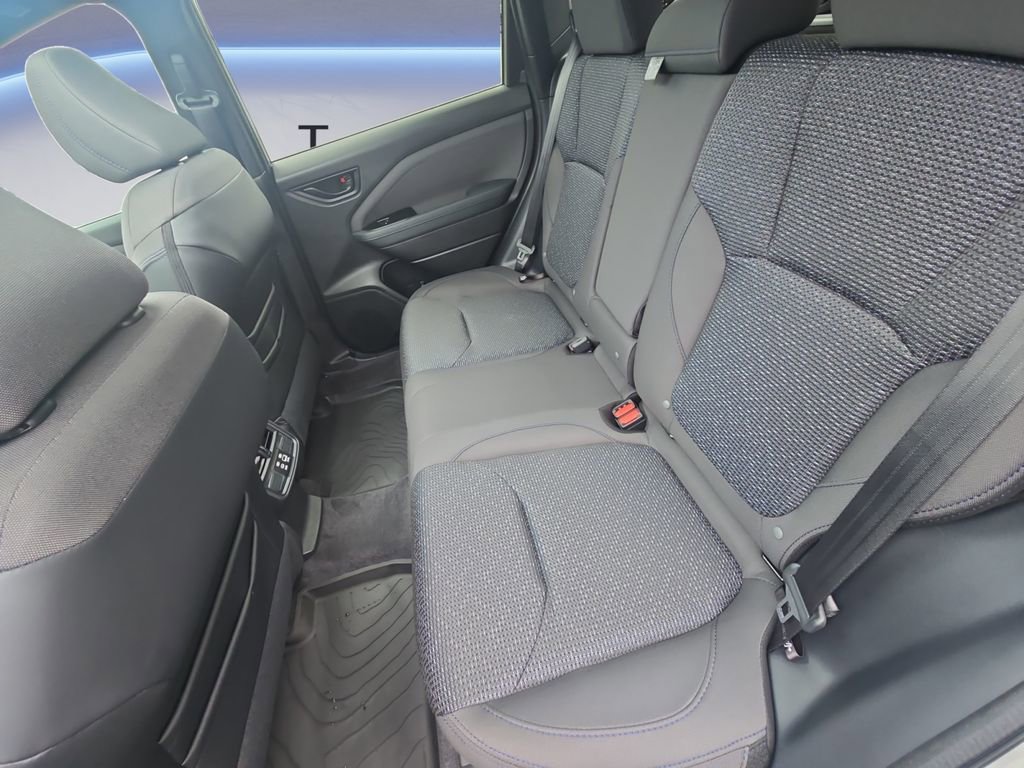 New 2026 Subaru Forester Premium AWD/4WD image 16