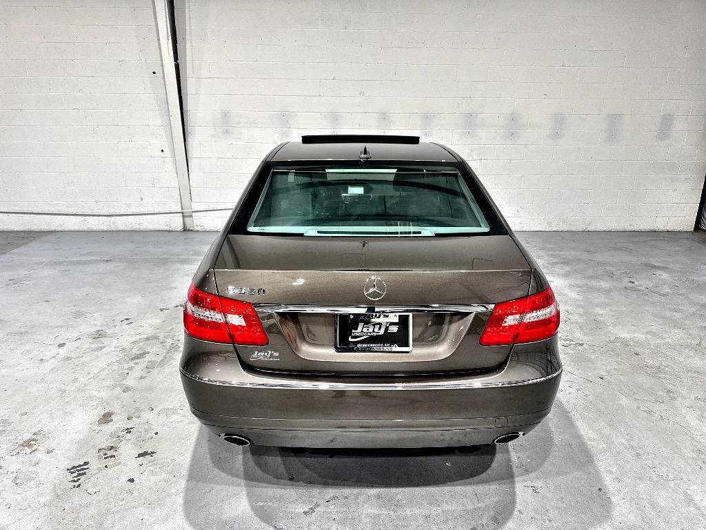 Used 2011 Mercedes-Benz E 350 Sedan image 23