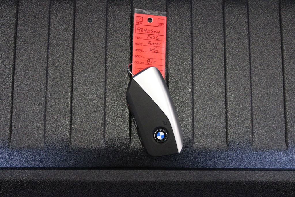 New 2026 BMW X5 xDrive50e w/ Climate Comfort Package image 28