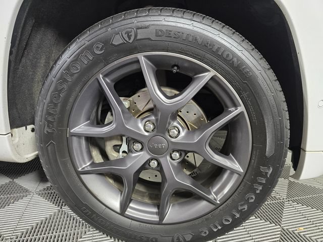 Used 2019 Jeep Grand Cherokee Limited X RWD image 9