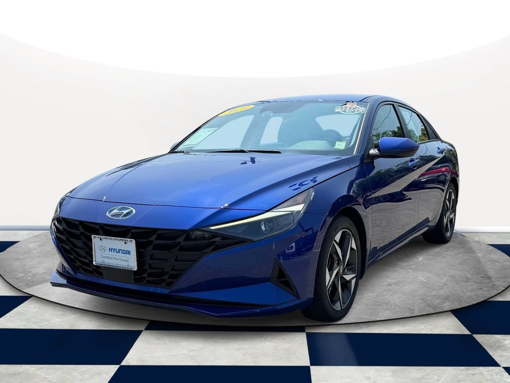 Used 2023 Hyundai Elantra SEL w/ Convenience Package FWD image 3