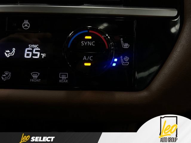 Used 2025 Nissan Pathfinder Platinum AWD/4WD image 14