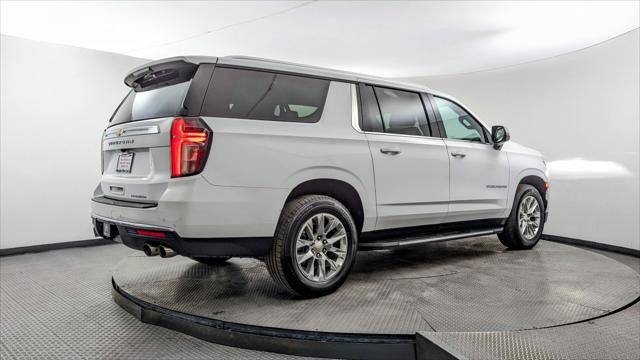 Used 2023 Chevrolet Suburban Premier image 8