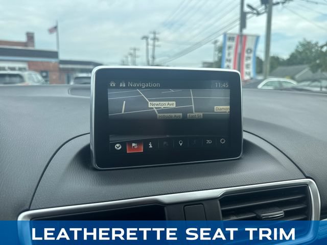 Used 2016 MAZDA MAZDA3 i Touring w/ Popular Equipment Package FWD image 19